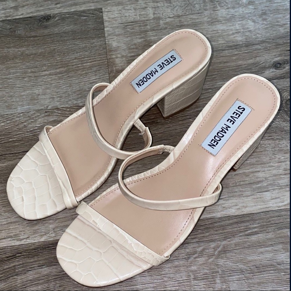 Summer Heeled sandals !